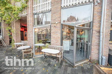 Horecazaak te koop aan de Oudehaven Rotterdam afbeelding 1