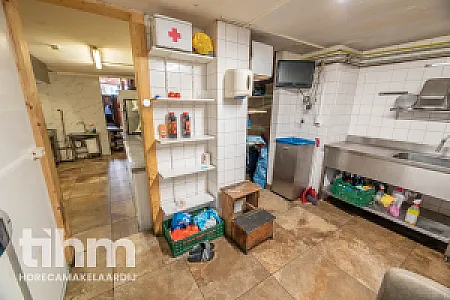 Houtskoolgrill zaak te koop Rotterdam West