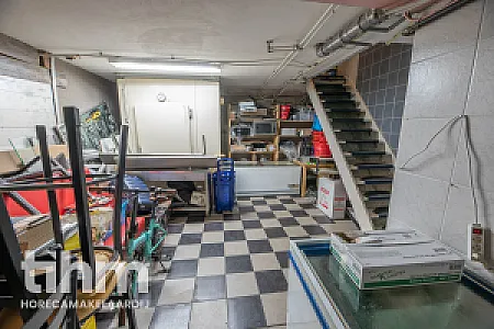 Afhaal bezorgzaak te koop op Rotterdam Noord