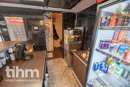 Afhaal bezorg zaak ter overname op de Beukelsdijk