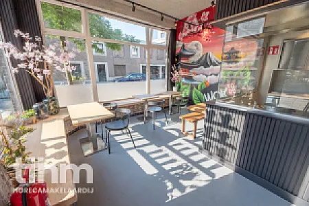 Instapklare horecazaak met terras in Rotterdam West