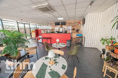 Surinaamse warung te koop winkelcentrum Picassopassage afbeelding