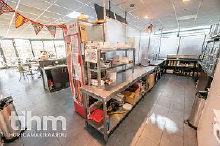 Surinaamse warung te koop winkelcentrum Picassopassage