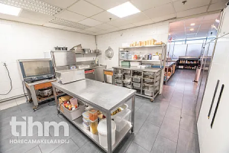 Surinaamse warung te koop winkelcentrum Picassopassage