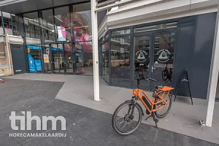 Surinaamse warung te koop winkelcentrum Picassopassage