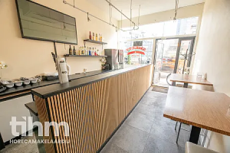 Horecazaak te koop aan de Scheepstimmermanslaan Rotterdam