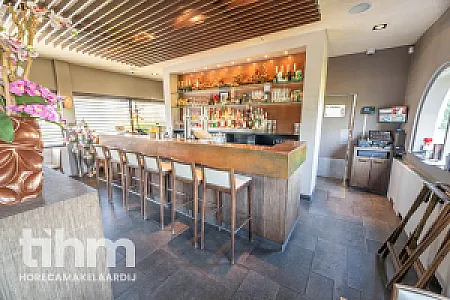 Iconisch restaurant met vastgoed te koop in Hillegersberg