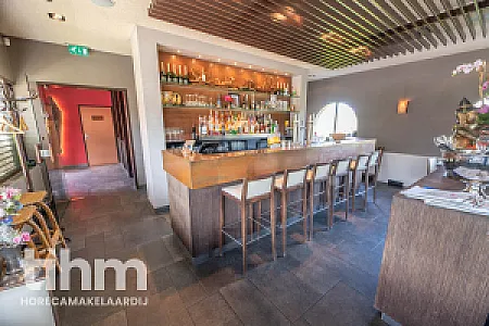 Iconisch restaurant met vastgoed te koop in Hillegersberg