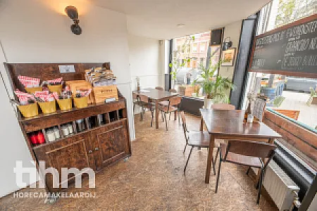Sfeervol biercafé te koop met ruim terras Rotterdam West