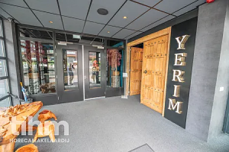 Restaurant met groot terras ter overname in Barendrecht afbeelding 2