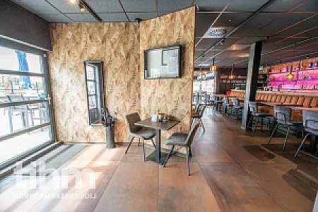 Restaurant met groot terras ter overname in Barendrecht