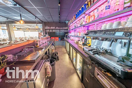 Restaurant met groot terras ter overname in Barendrecht