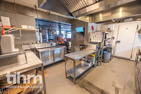 Restaurant met groot terras ter overname in Barendrecht