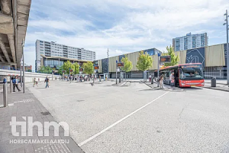 Grote horecazaak op Zuidplein Rotterdam te koop