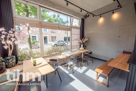Instapklare horecazaak met terras in Rotterdam West
