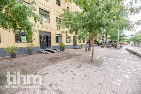 Casco horecaruimte 111 Zuidplein Rotterdam afbeelding 1